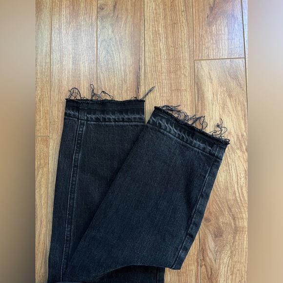 Abercrombie High Rise Black Jeans - Picture 3 of 4